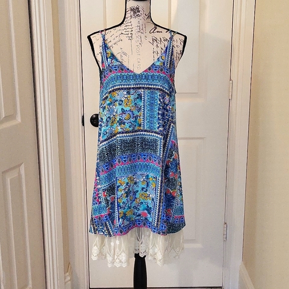 Umgee Dress with Lace underlay Hem - Picture 2 of 15